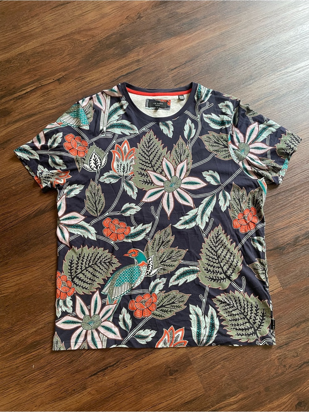 Ted Baker London T Shirt Mens Size 5 (XL) Multicolor Floral Birds Exotic